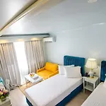 Phoenicia Blue View 4*