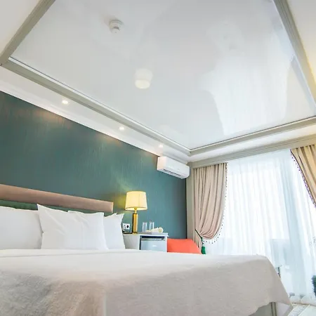 Phoenicia Blue View 4*