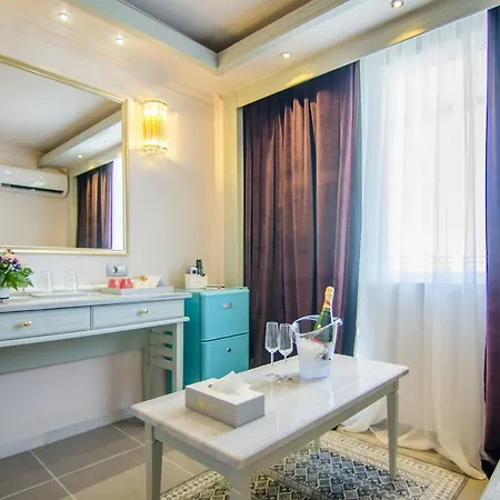 Phoenicia Blue View Hotel 4*