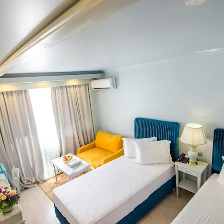 Phoenicia Blue View 4*