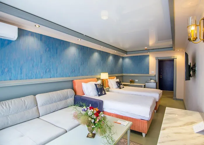 Szálloda Phoenicia Blue View 4*