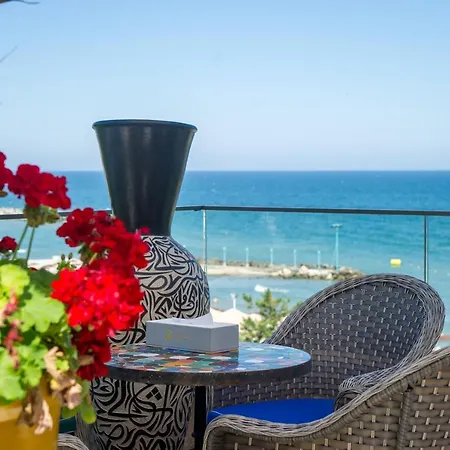 Phoenicia Blue View 4*