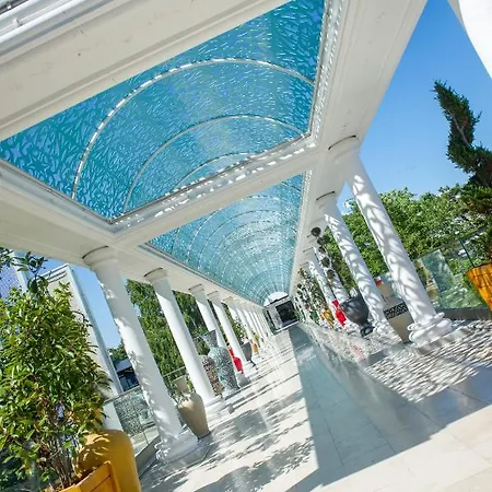 Phoenicia Blue View 4*