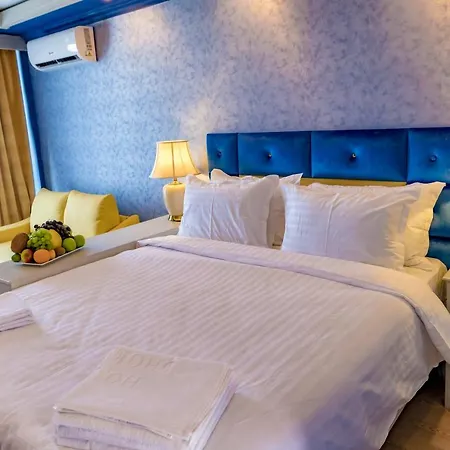 Phoenicia Blue View Отель Олимп