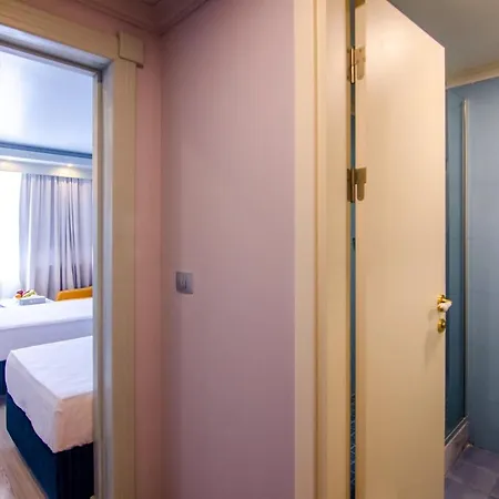 Отель Phoenicia Blue View 4*