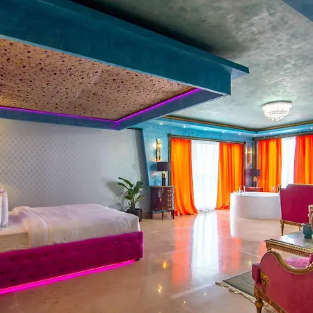 Phoenicia Blue View מלון 4*