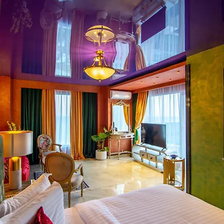 מלון Phoenicia Blue View 4*