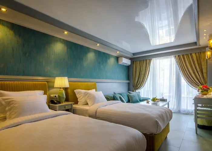 Hotel Phoenicia Blue View 4*