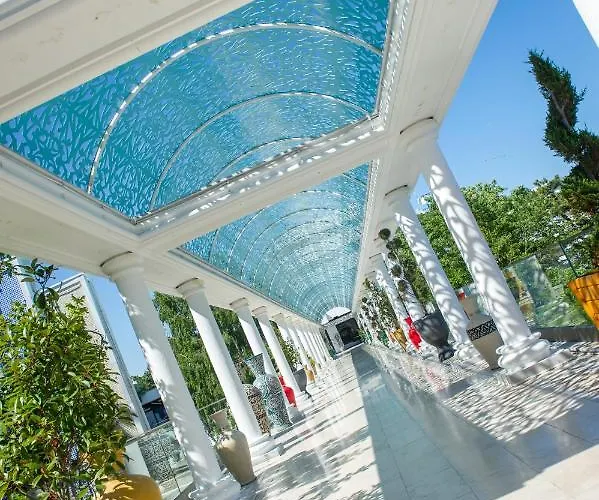 Phoenicia Blue View 4*