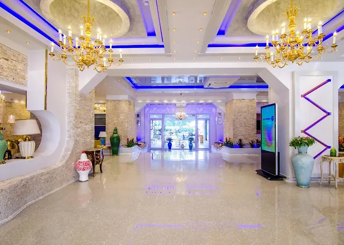 Phoenicia Blue View Hotel 4*